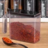 Einzelnes Gewürzglas mit rotem Paprikapulver – 330 ml, selbstklebend, mit Löffel & Deckel für frische Aufbewahrung.